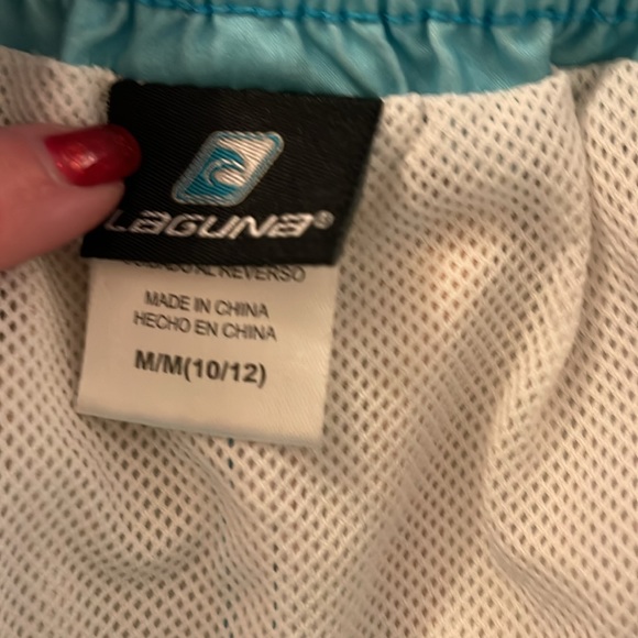 Bathingsuit - Picture 3 of 4